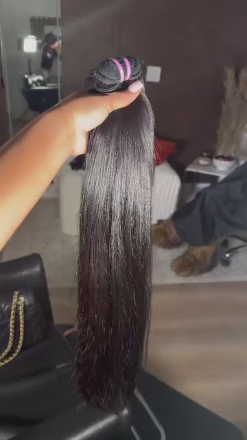 Straight bundles